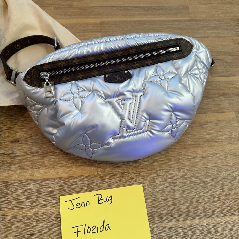 Pillow monogram Maxi bumbag lv